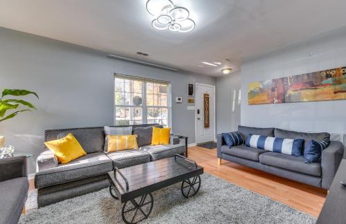 Enderly Park House | Uptown Charlotte Townhome with Patio and Yard!