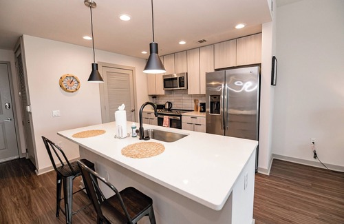 Third Ward Apartment | Uptown Furnished Apartments near BOA Stadium by RedAwning
