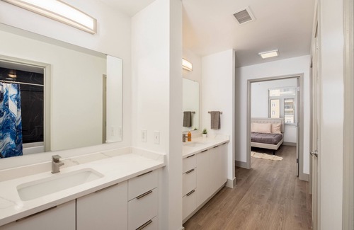 Third Ward Apartment | Uptown's Elite- 4BR Luxury Oasis