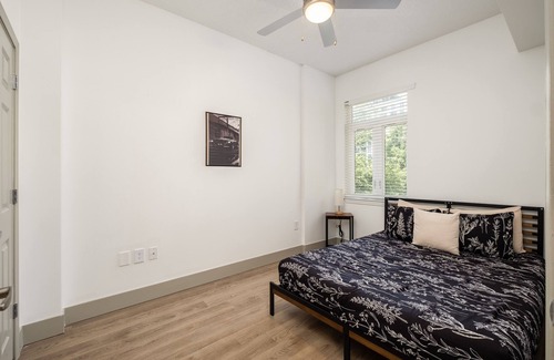 Third Ward Apartment | Uptown's Elite- 4BR Luxury Oasis