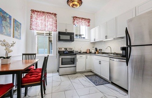Freret House | Uptown Spacious 4BD w Historic Charm