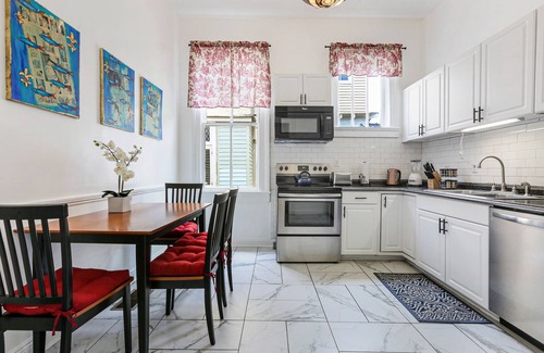 Freret House | Uptown Spacious 4BD w Historic Charm