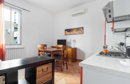 Santo Stefano Apartment | UR-NEST Matteucci, one bedroom apartment