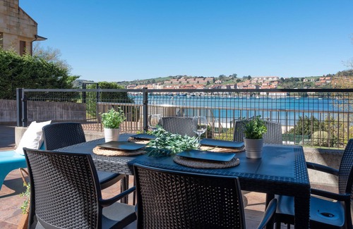 San Vicente de la Barquera House | URB. LA MAZA, GROUND FLOOR APARTMENT WITH PRIVATE GARDEN AND VIEWS