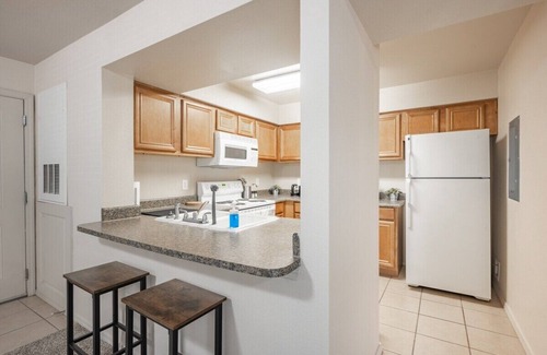 Amarillo Apartment | Urban 1B1B Fast Wi-Fi, Pool, Gym