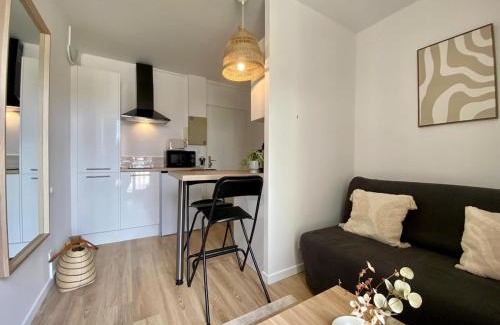 Vernon Apartment | Urban Ecrin fully equipped studio 5 min from station