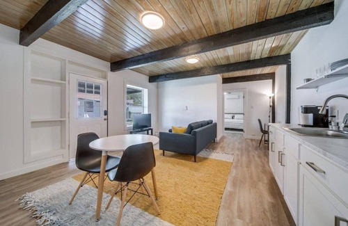 Denver Heights House | Urban Elegance 1BR near Downtown with King Bed