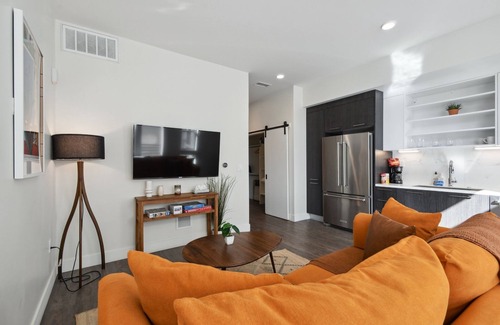 Highland Condo | Urban Elegance | Espadin LoHi