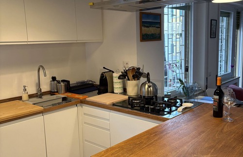 Quartiere XVII Trieste Apartment | Urban Escape in Caprera Square, quiet, modern and with a nice terrace