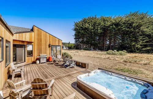 Sea Ranch House | Urban Escape