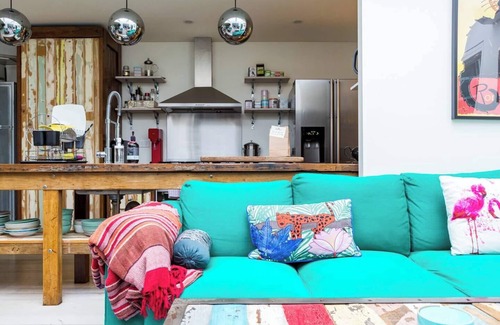 Surry Hills House | Urban Farmhouse Flair Surry Hills Terrace Serenity