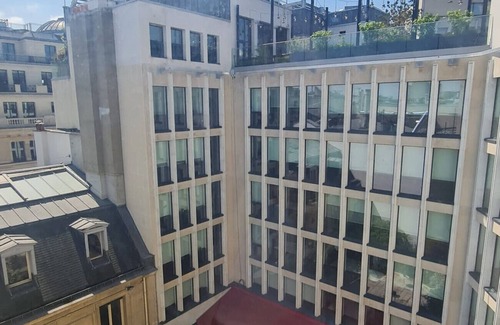 Faubourg-du-Roule Apartment | Urban Flat 128 - Art Rock 4BDR Flat near Champs-Elysées