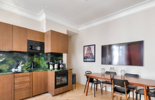 Faubourg-du-Roule Apartment | Urban Flat 141 - Beautiful Flat Triangle d'Or Champs-Elysees