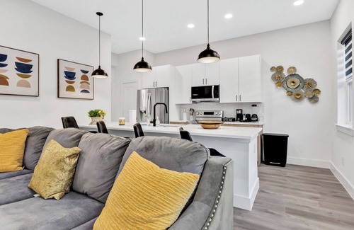 Dallas Hotel | Urban Haven in the heart of Dallas l Pet Friendly