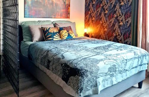 Offenbach am Main Apartment | Urban Jungle Studio Apartment