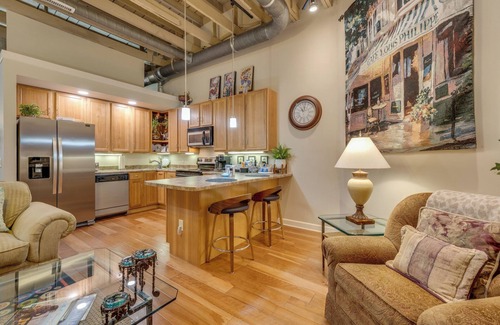 Sullivan County Apartment | Urban Living Loft, Downtown Bristol