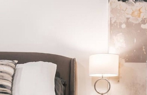 Old City Apartment | Urban Loft ≫ Corner of Downtown & Old City ≪