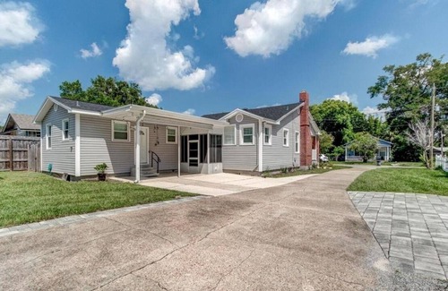 Fairfax Apartment | Urban Nest for Two Cozy Jax Hideaway Unit 2
