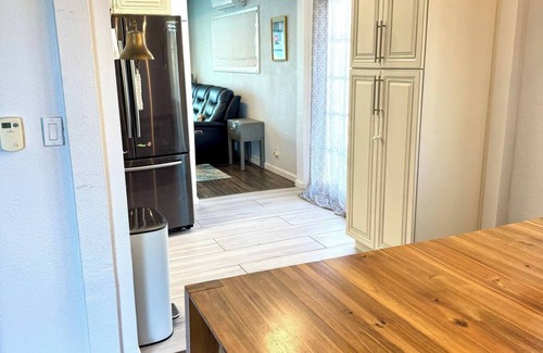Gardena House | Urban Oasis 15 min from it all