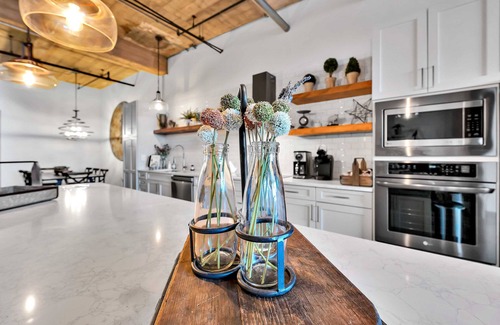 Brazos Condo | Urban Oasis In Downtown Waco; short walk to Silos