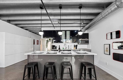 Downtown Edmonton Apartment | Urban Pop Loft | Near ICE District | UG Parking!
