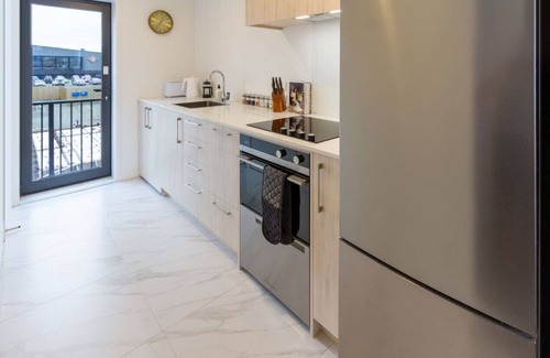 Christchurch City Centre House | Urban Retreat at 8 Wilmer: Upper Level Studio Gem