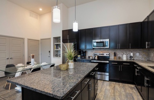 Richardson Apartment | Urban retreat in the heart of DFW