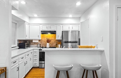 Dallas House | Urban Retreat: Near Downtownn