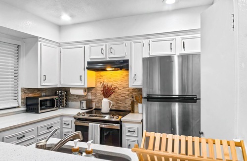 Dallas House | Urban Retreat: Near Downtownn