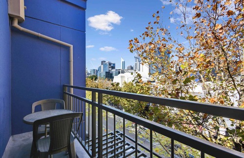 Northbridge Apartment | Urban Serenity 2 Bedroom Apt with Stunning Views