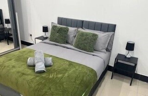 Selhurst Apartment | Urban, Sleeps 6 Private Garden-Family Pet Friendly