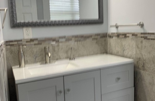 Academy - Sherman Park House | Urban Vivacious Family Home 8 Minutes from Downtown St. Louis!