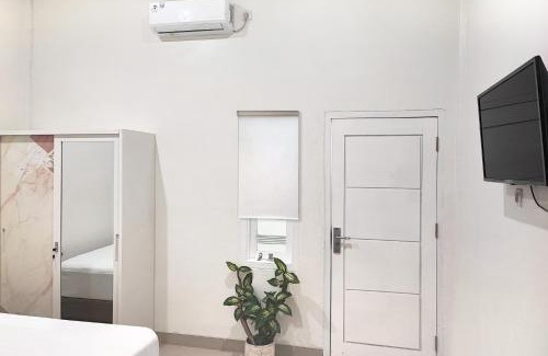 Jambi Hotel | Urbanview Hotel Syariah near Polda Jambi