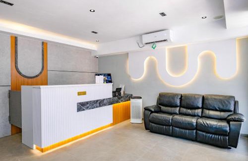 Lubuk Baja Hotel | Urbanview Tiana Residence Nagoya Batam by Reddoorz