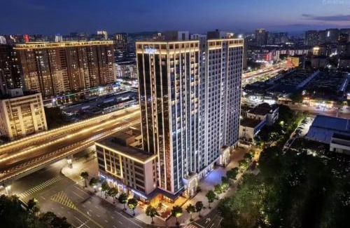 Longhu Qu Hotel | UrCove By Hyatt Shantou Xinyicheng Huanghe Road