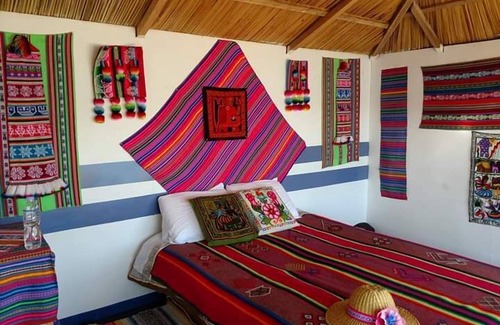 Puno Cabin | Uros Munay Wasi lodge