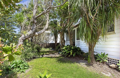 Thirroul House | “Uruga” – 50m to Thirroul Beach