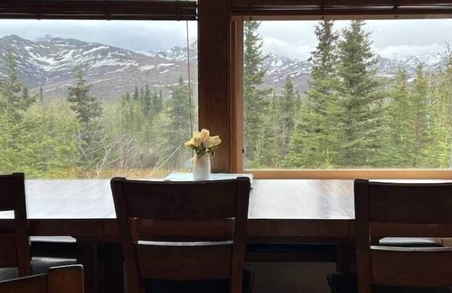 Healy House | Denali Park View House, 4-Bedroom