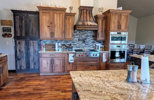 Deadwood House | 4-bedroom house next to Black Hills National Forest with Hot tub, great views!