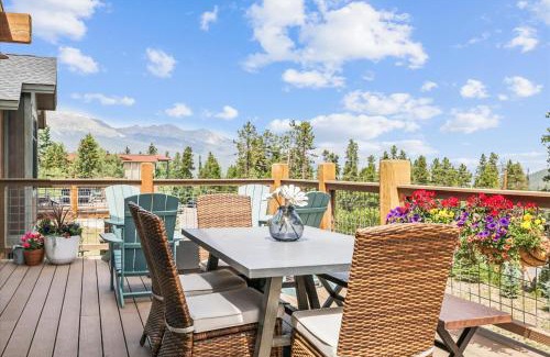 Baldy Mountain House | Breck Mountain Getaway home