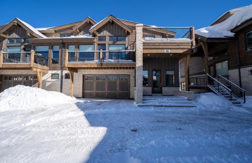 Keystone Villa | 16 Sanctuary Lane by Summit County Mountain Retreats