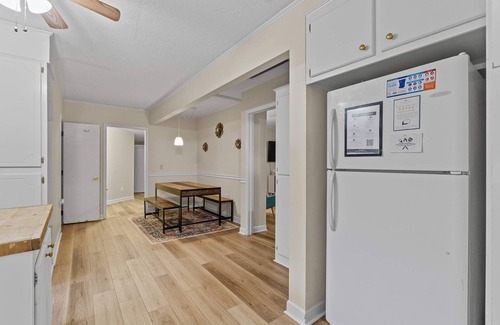 Columbia House | USC & Downtown Gem: Modern Family Home!