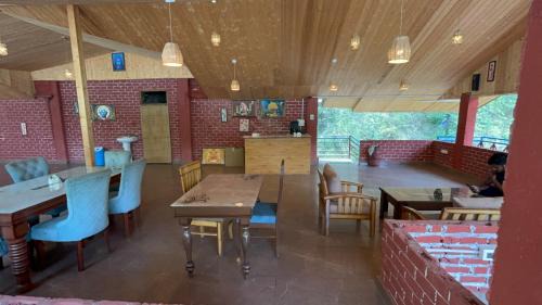 Banjar Resort | Usha River Side Resort