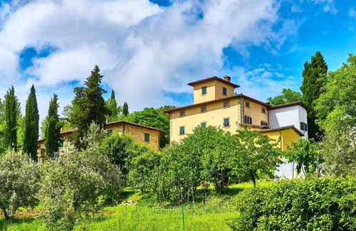 San Donato in Fronzano Apartment | Usignoli 2 Bedrooms With Pool, Reggello, Italy