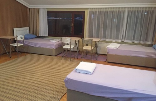 Uskudar Apartment | USKUDAR-FULL LARGE DUBLEX FOR 16 PEOPLE WITH A GREAT SEA WIEV