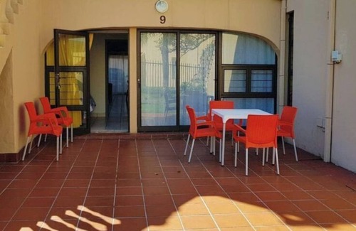 Margate Apartment | Uvongo Cabanas 9A