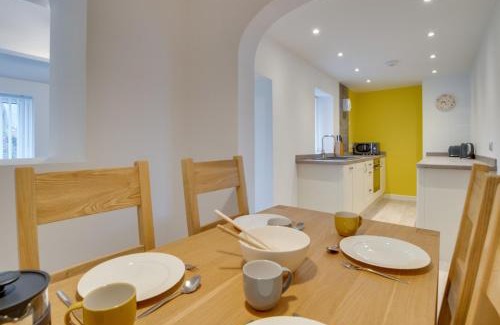 Bethesda House | Uwch Ogwen