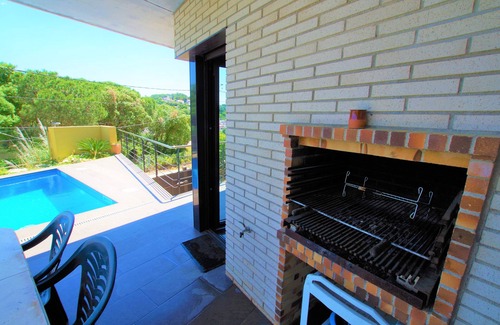 Lloret de Mar Villa | V&V LLORET-Villa Nicole: luxurious villa with private pool, barbecue, 3km beach