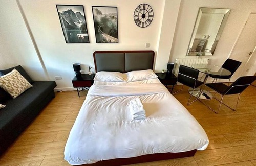 Soho Apartment | V13 Fantastic Apartment - 100m from Piccadilly Circus