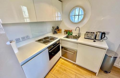 Soho Apartment | V14 Fantastic Apartment - 100m from Piccadilly Circus!